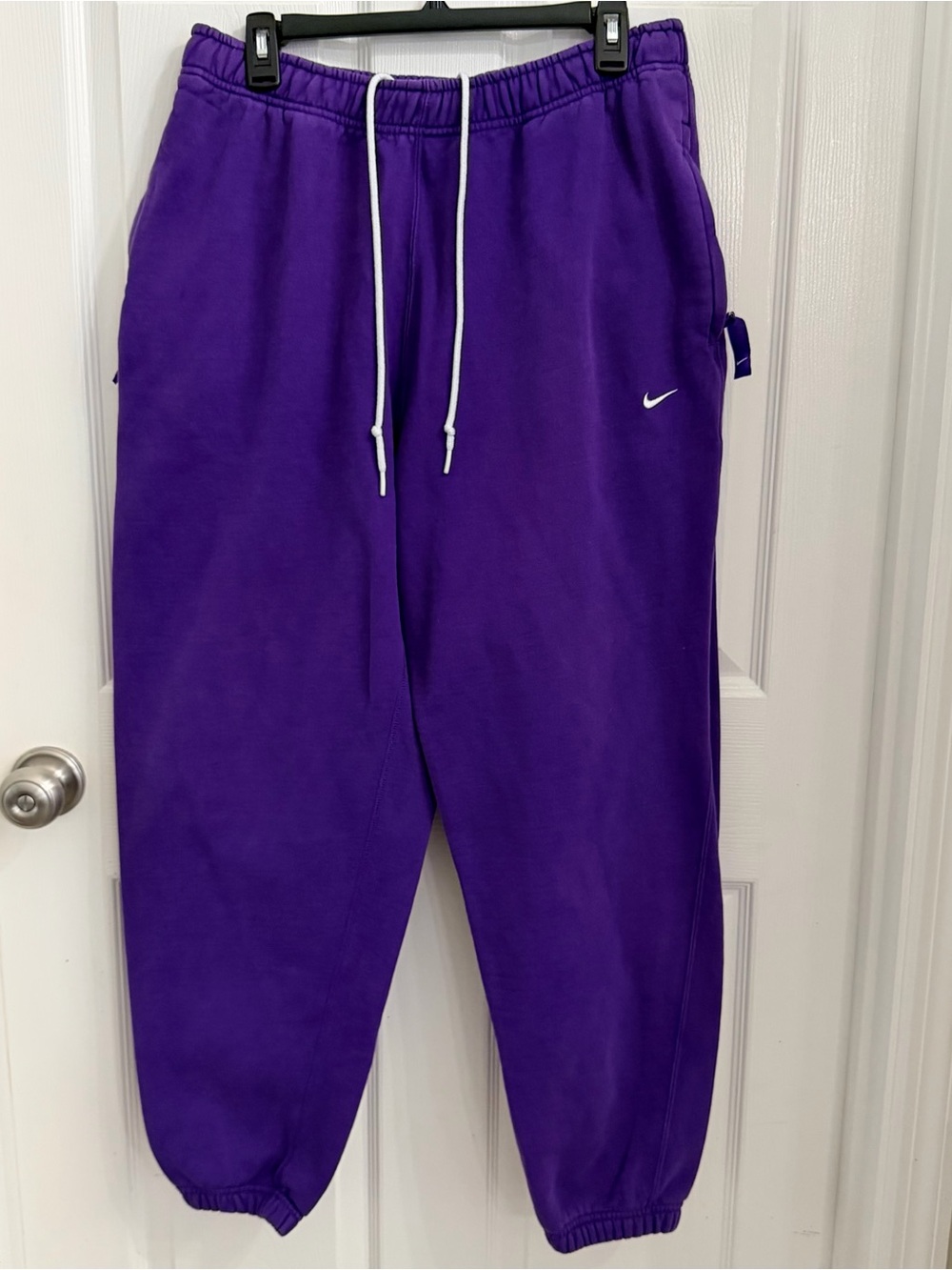 Nike Men’s Purple Sweatpants with White Drawstring